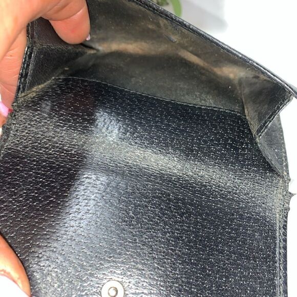 Authentic GUCCI Leather Compact Wallet - Picture 6 of 13